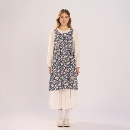 Rottie Studio 'Floral Rest' Cotton Apron (Waterproof Lined) - Vintage French Garden Style