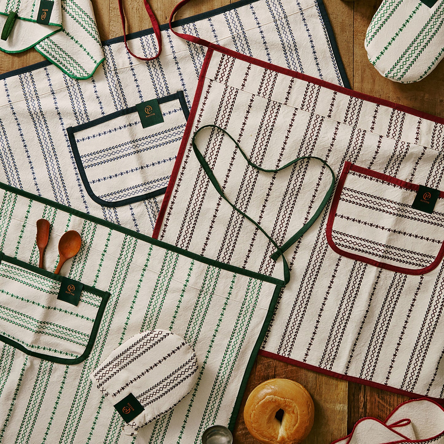 Rottie Studio 'Stitch Line' Oxford Half Apron - Vintage Cafe Style Waist Apron